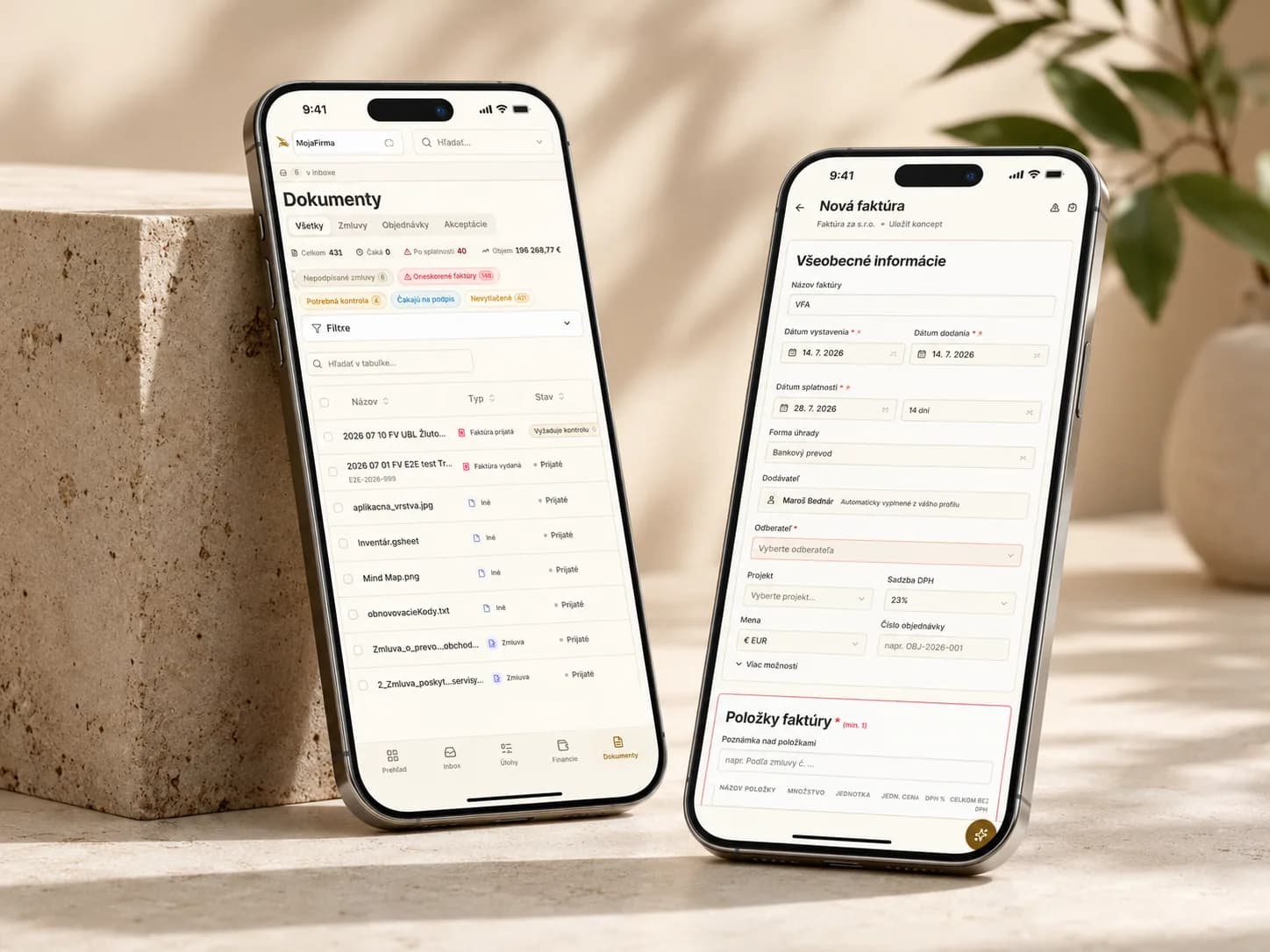 MojaFirma document centre and new invoice on phones